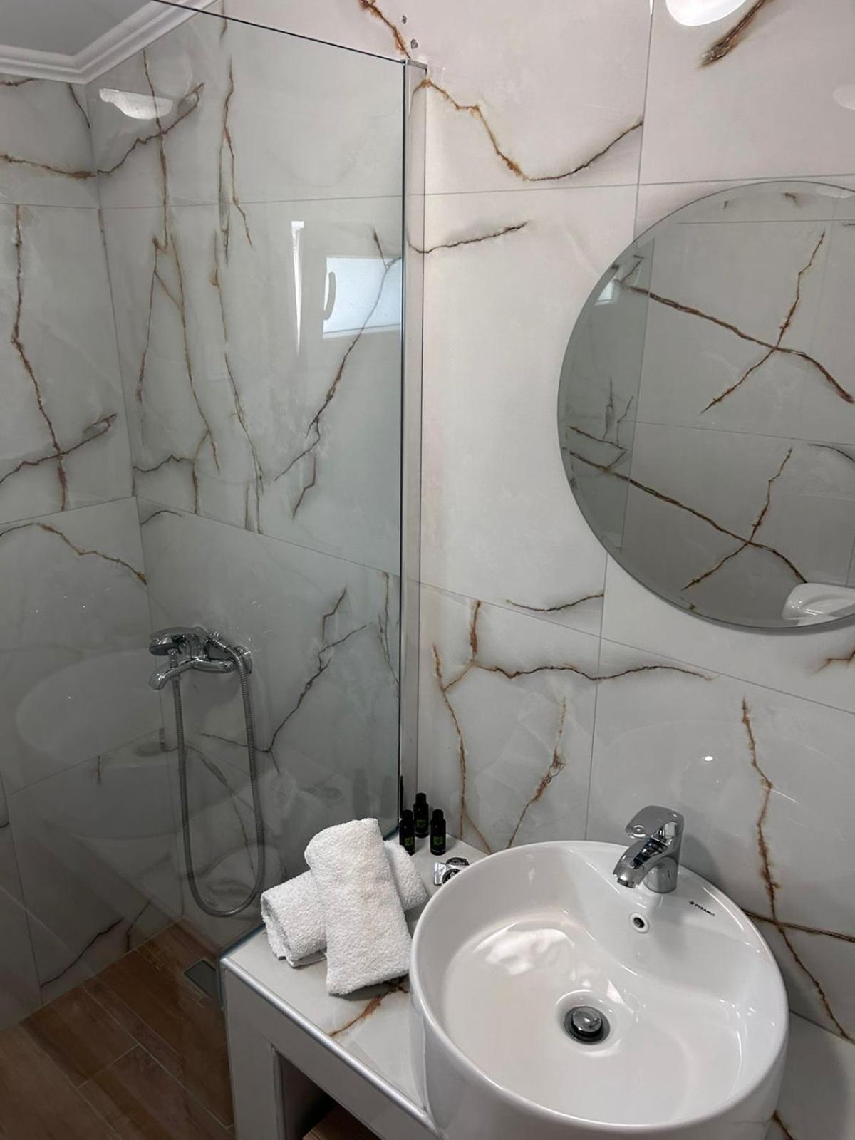 Amaya Pine Rooms Keramotí Kültér fotó